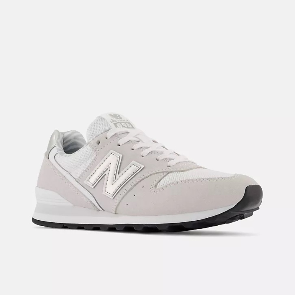 New Balance WL996v2 - Nimbus Cloud with Champagne - Size 8 B